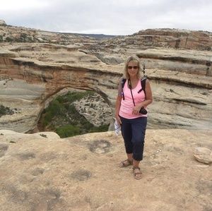 Meet your Posher, Connie